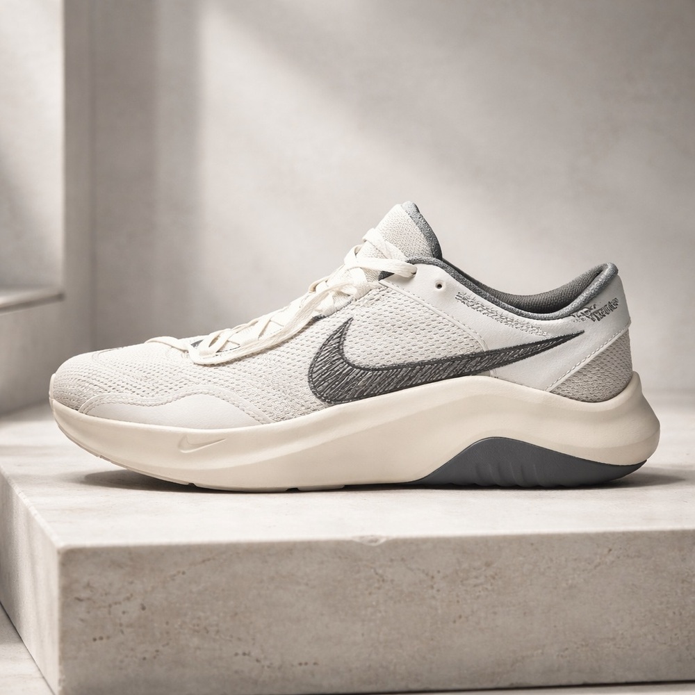 Nike Legend Essential Men's size 7.5 Cream and Gray Sneakers